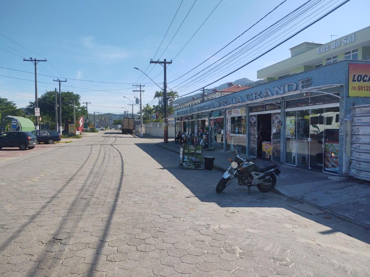 Apartamento Ubatuba - Praia Grande - 200M Da Praia Buitenkant foto