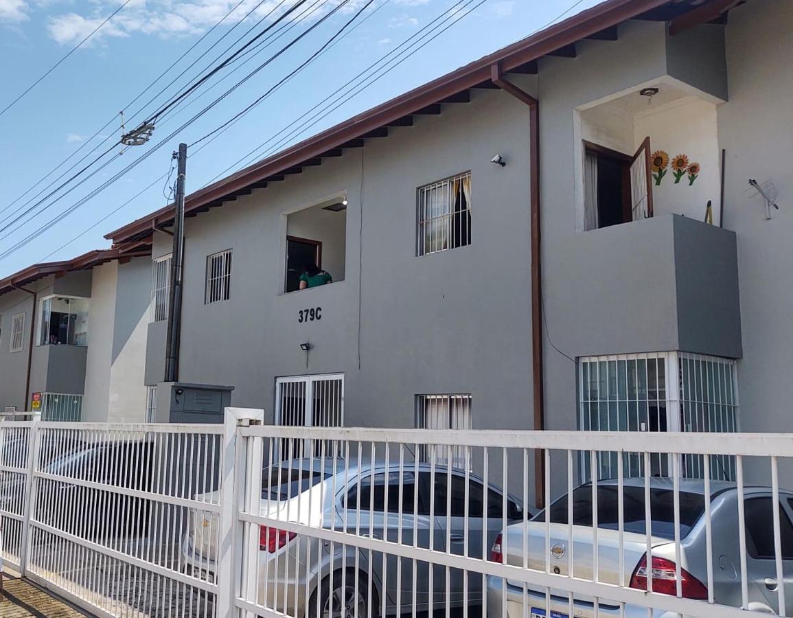 Apartamento Ubatuba - Praia Grande - 200M Da Praia Buitenkant foto